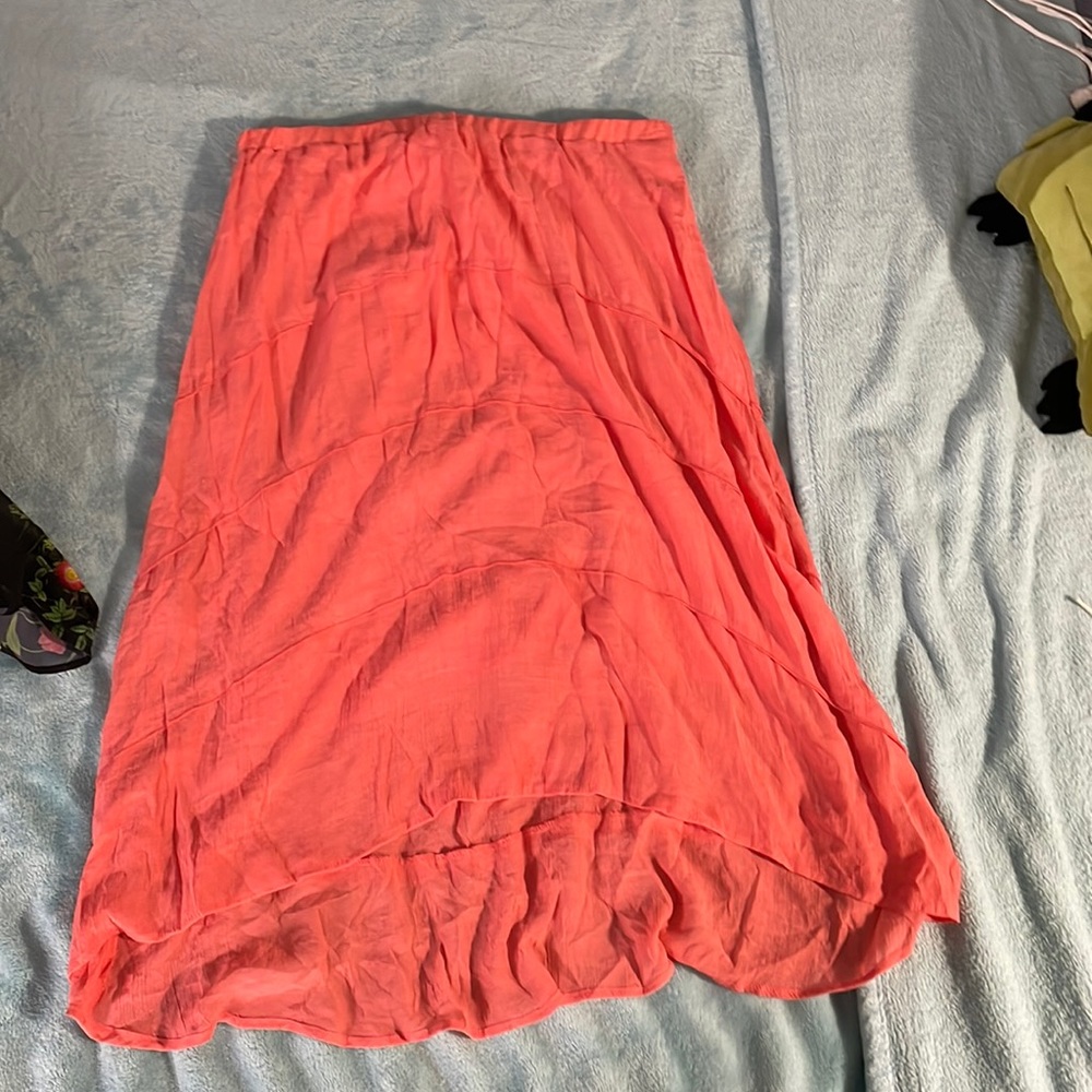 Cute beach midi skirt by West Port size XL with belt loops